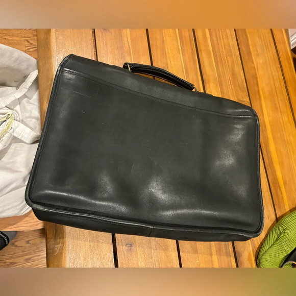 Black vintage coach briefcase *no strap* - Picture 13 of 16